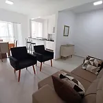 Seu Refugio Perfeito Apartamento A 100M Da Praia